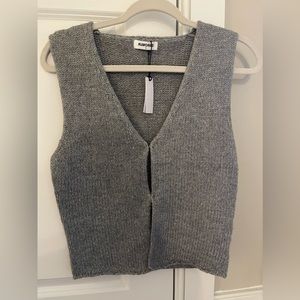 Rumored Prince Street Grey Top. never worn.